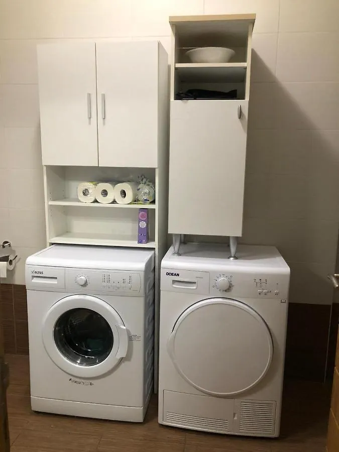 Seabreeze Apartment In Gzira Malta